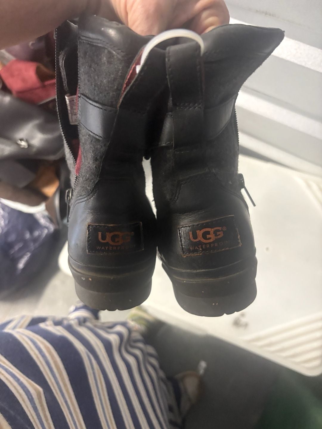 UGG Kesey Boots Size 7.5 Black Leather Waterproof Wool 4