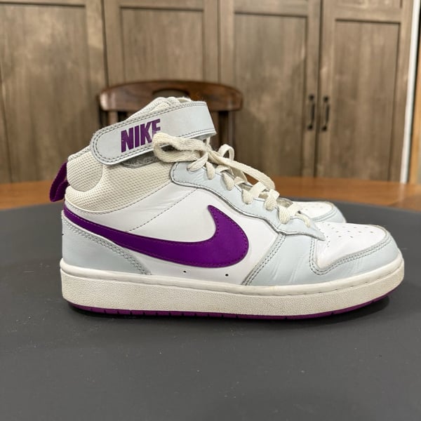 Nike Court Borough Mid 2 Size 6Y Pure Platinum Vivid Purple