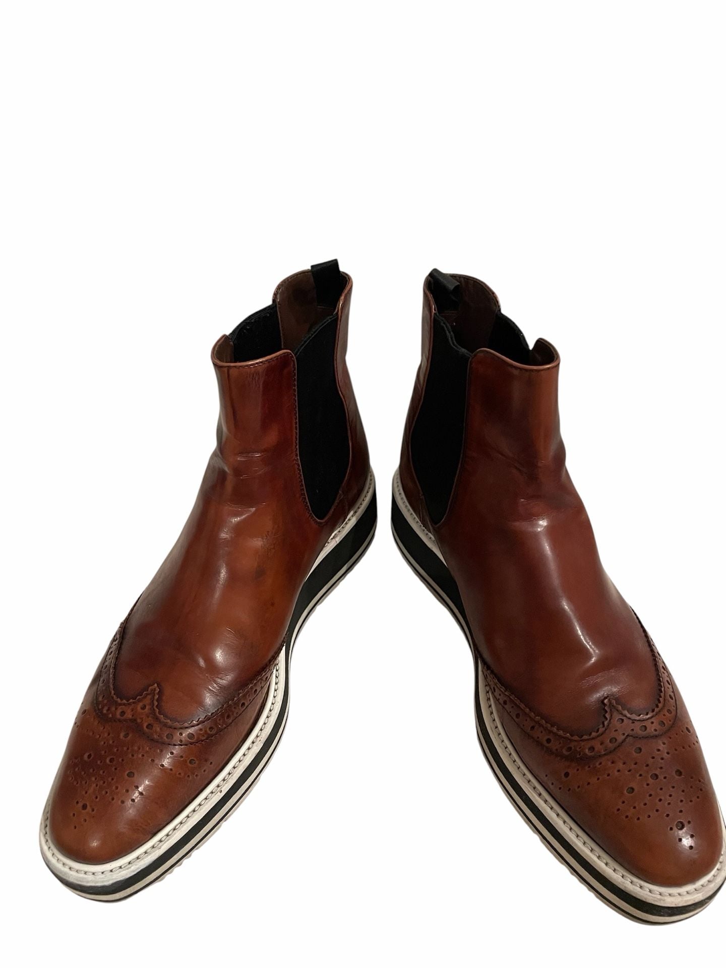 Prada Wing Tip Chelsea Boots Brown Leather Brogue Platform Size: 38.5 / 8 US 5