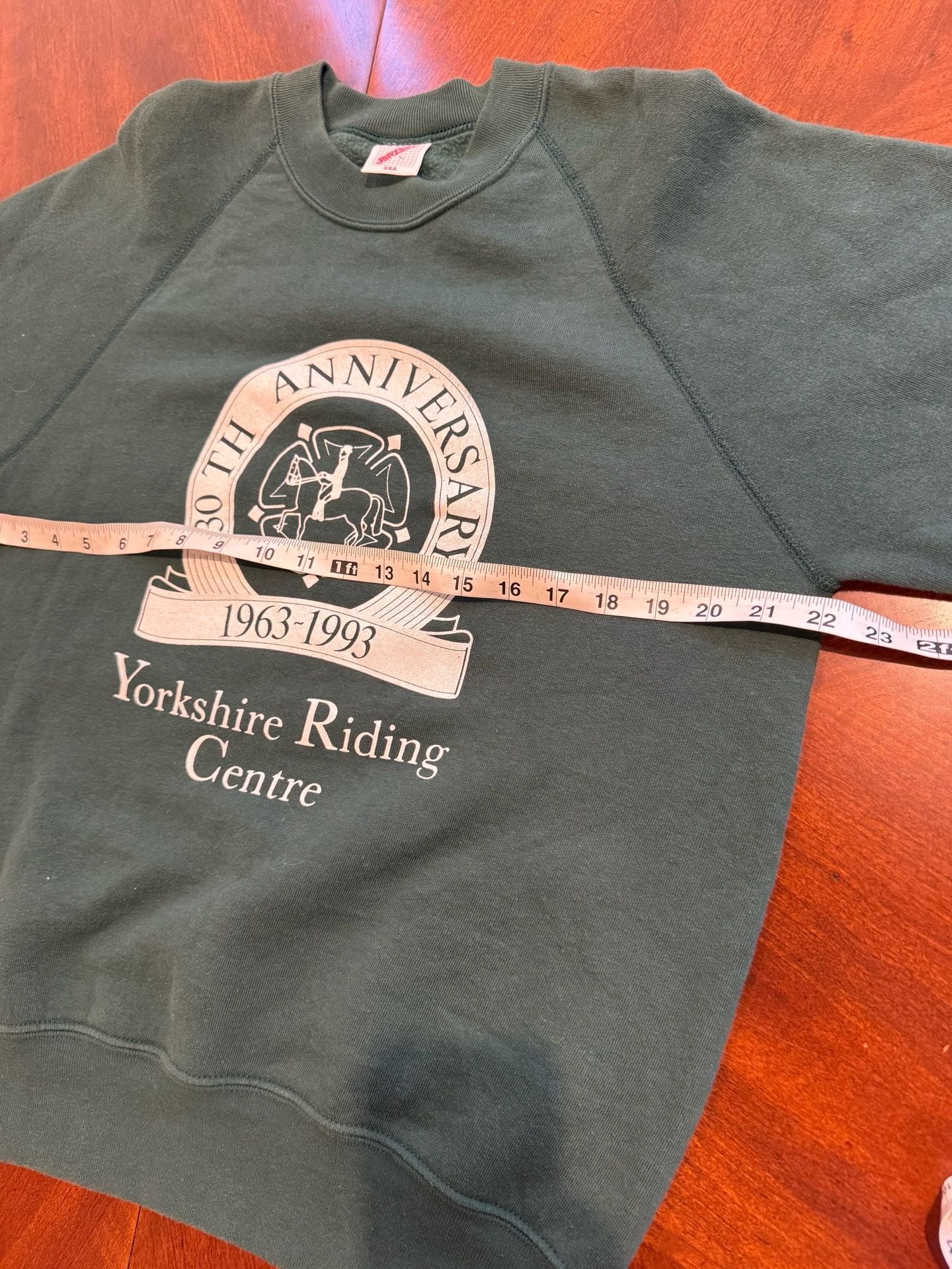 VINTAGE Jerzees Yorkshire Riding Centre 30th Anniversary Sweatshirt Size L 6