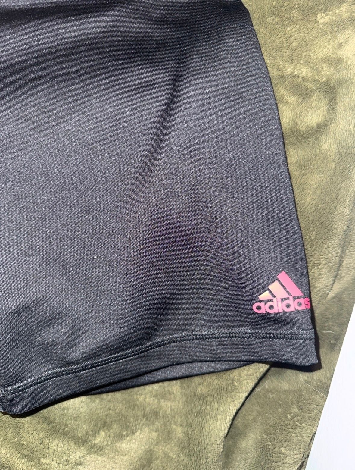 Adidas Athletic Shorts Size M Black Pink 3