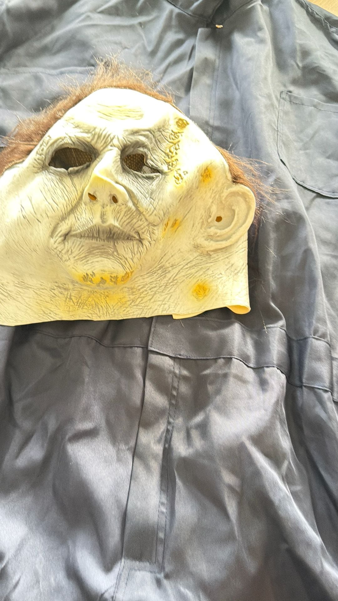 Michael Myers Halloween Costume Mask Light Up Eyes & Coveralls Adult Unisex 1