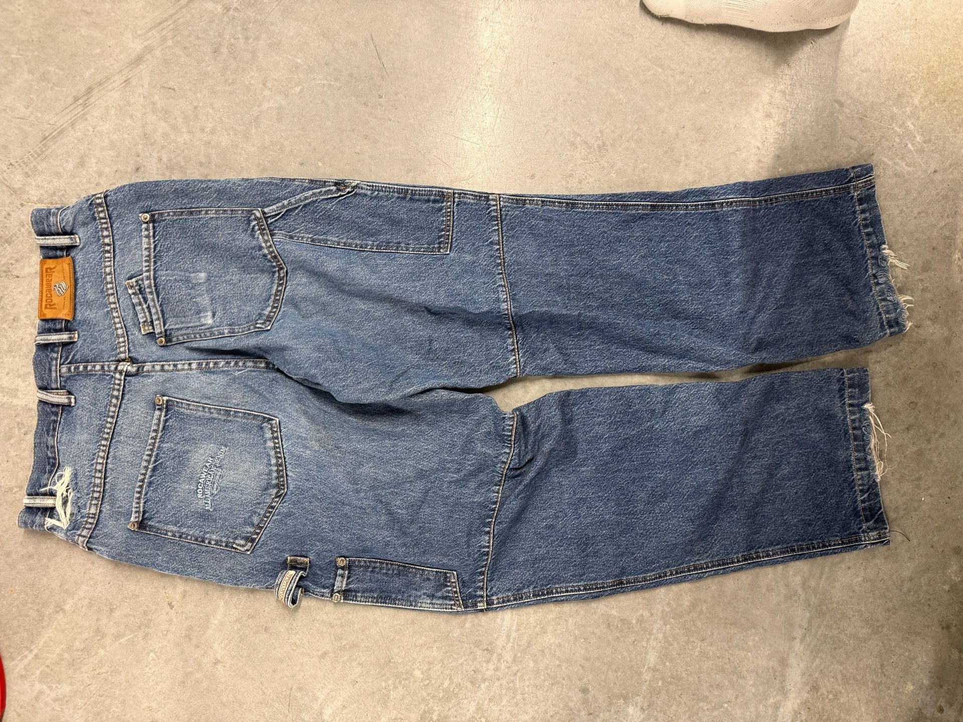 Rocawear Carpenter Jeans Size 34 Blue Cotton Denim Distressed Y2K 5