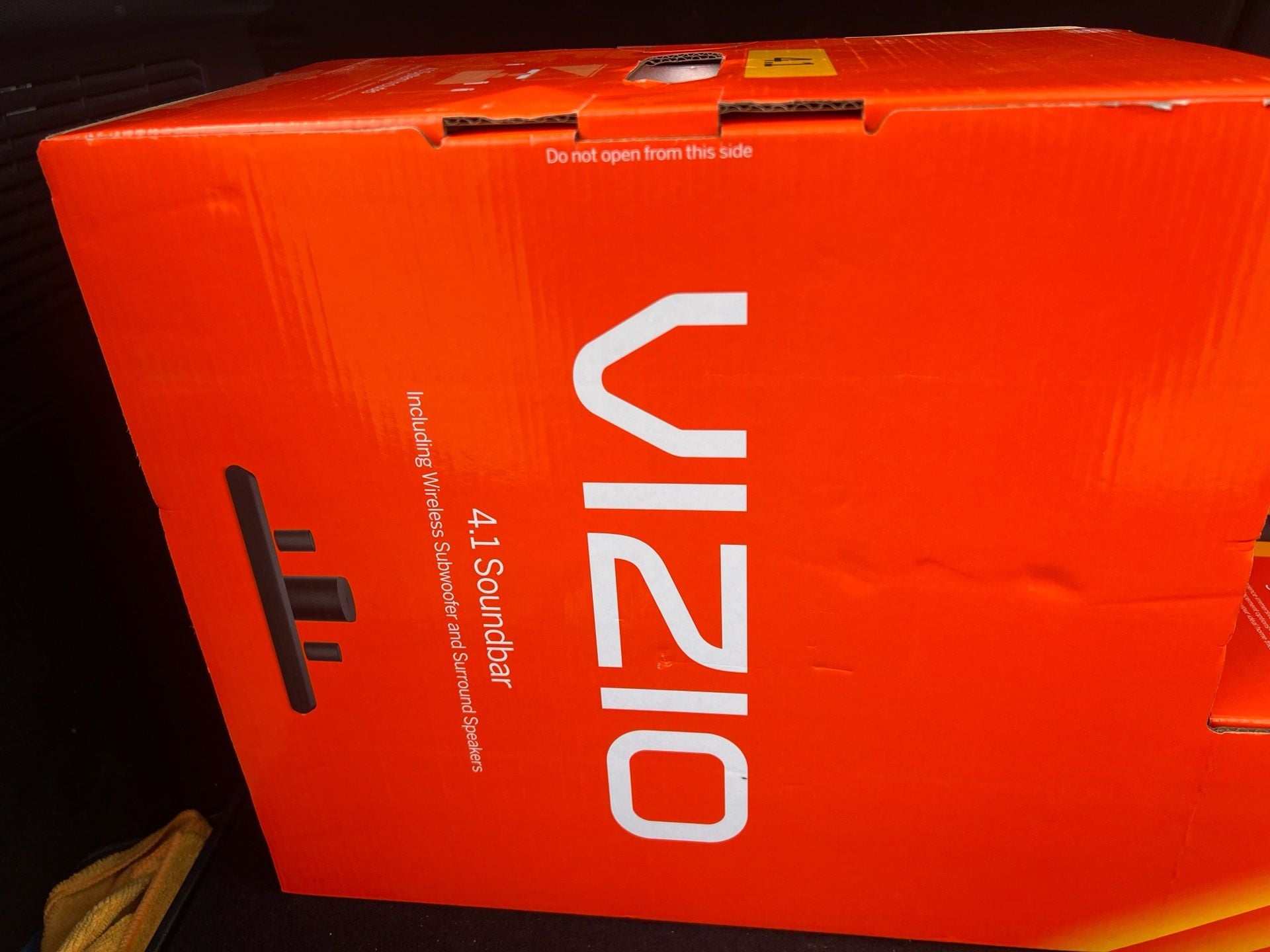VIZIO 4.1 Soundbar Including Wireless Subwoofer and Surround Speakers 8