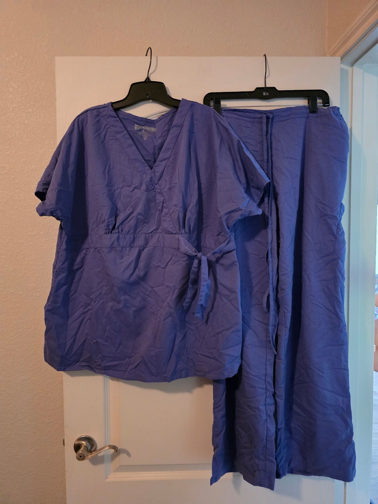 Grey's Anatomy By Barco Women's Scrubs Set Size 2XL/3XL Purple Uniform 1