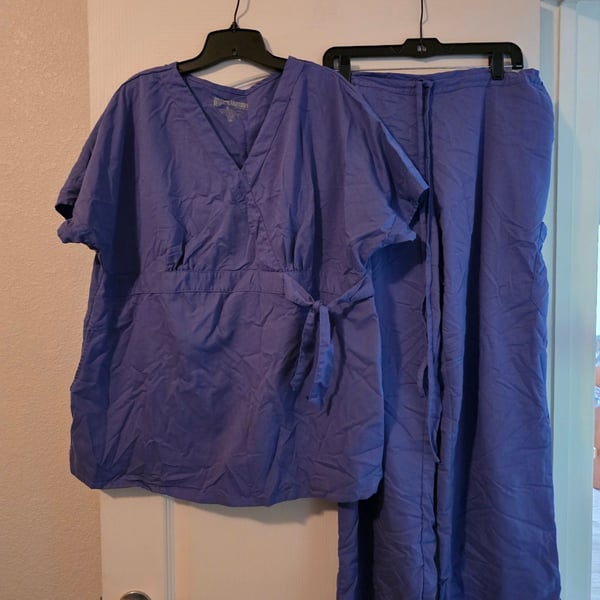 Grey's Anatomy By Barco Women's Scrubs Set Size 2XL/3XL Purple Uniform