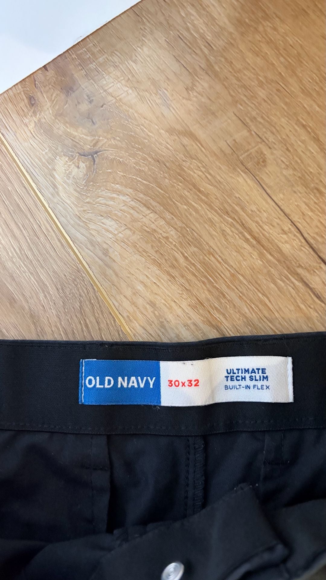 Old Navy Ultimate Tech Slim Size 30x32 Black Built-in Flex Pants 4