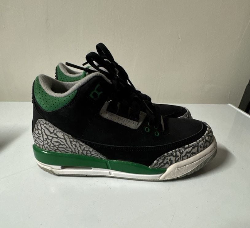 Jordan Air Jordan 3 Retro Size 5Y Pine Green Black 2