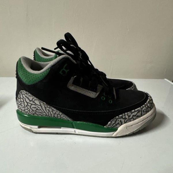 Jordan Air Jordan 3 Retro Size 5Y Pine Green Black