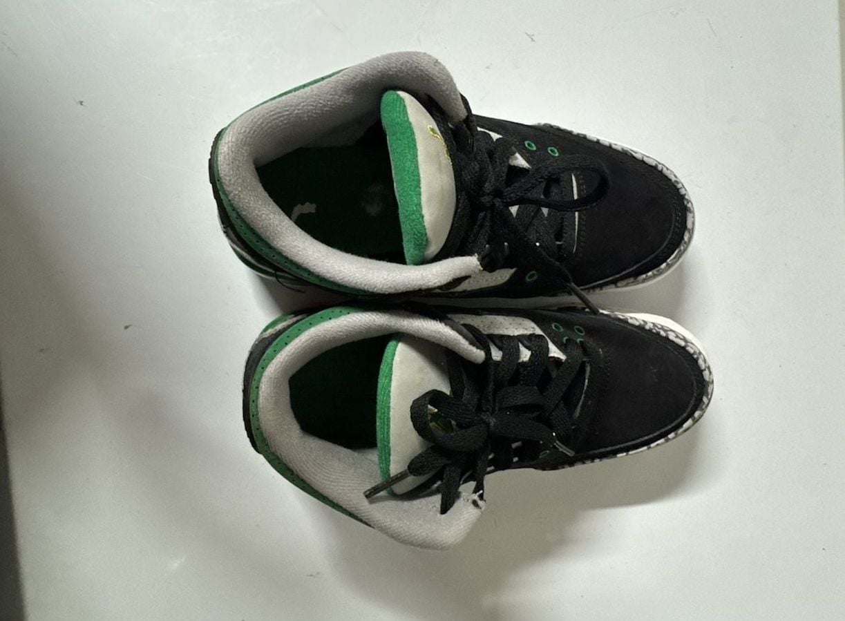 Jordan Air Jordan 3 Retro Size 5Y Pine Green Black 6