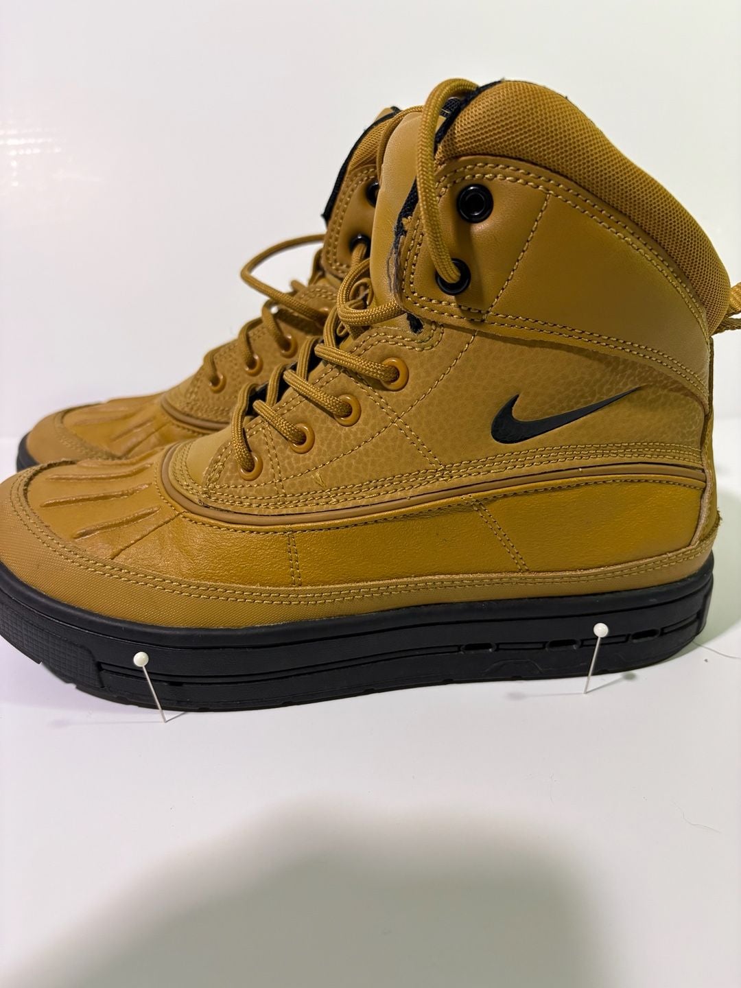 Nike ACG Woodside 2 High Size 4.5Y Wheat Boots 3
