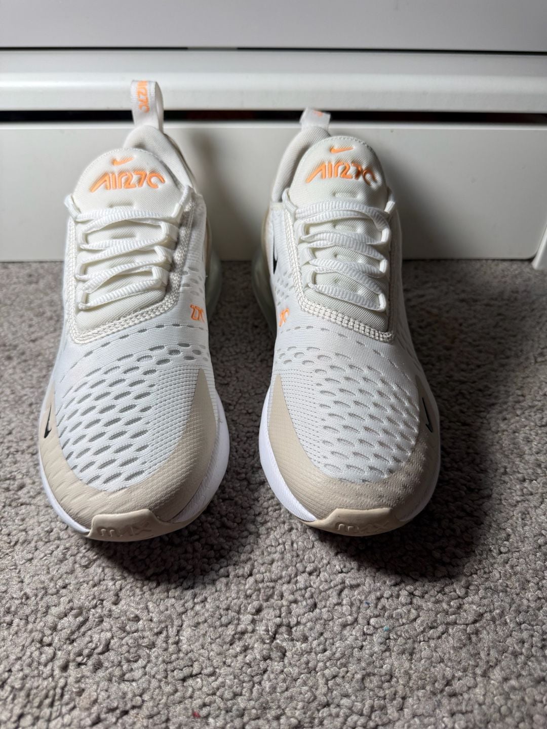 Nike Air Max 270 Size 8.5 White Desert Sand Sneakers 4
