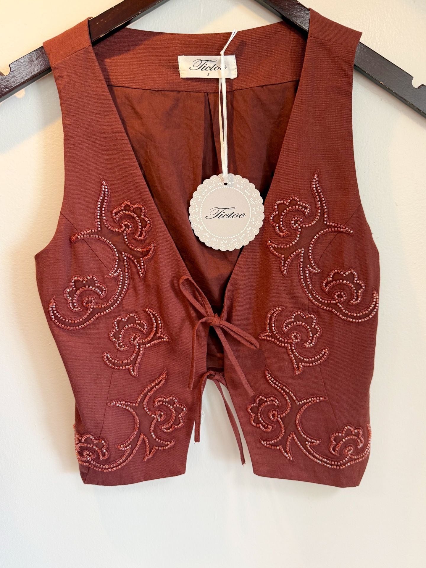 Western beaded embroidered vest NWT 2