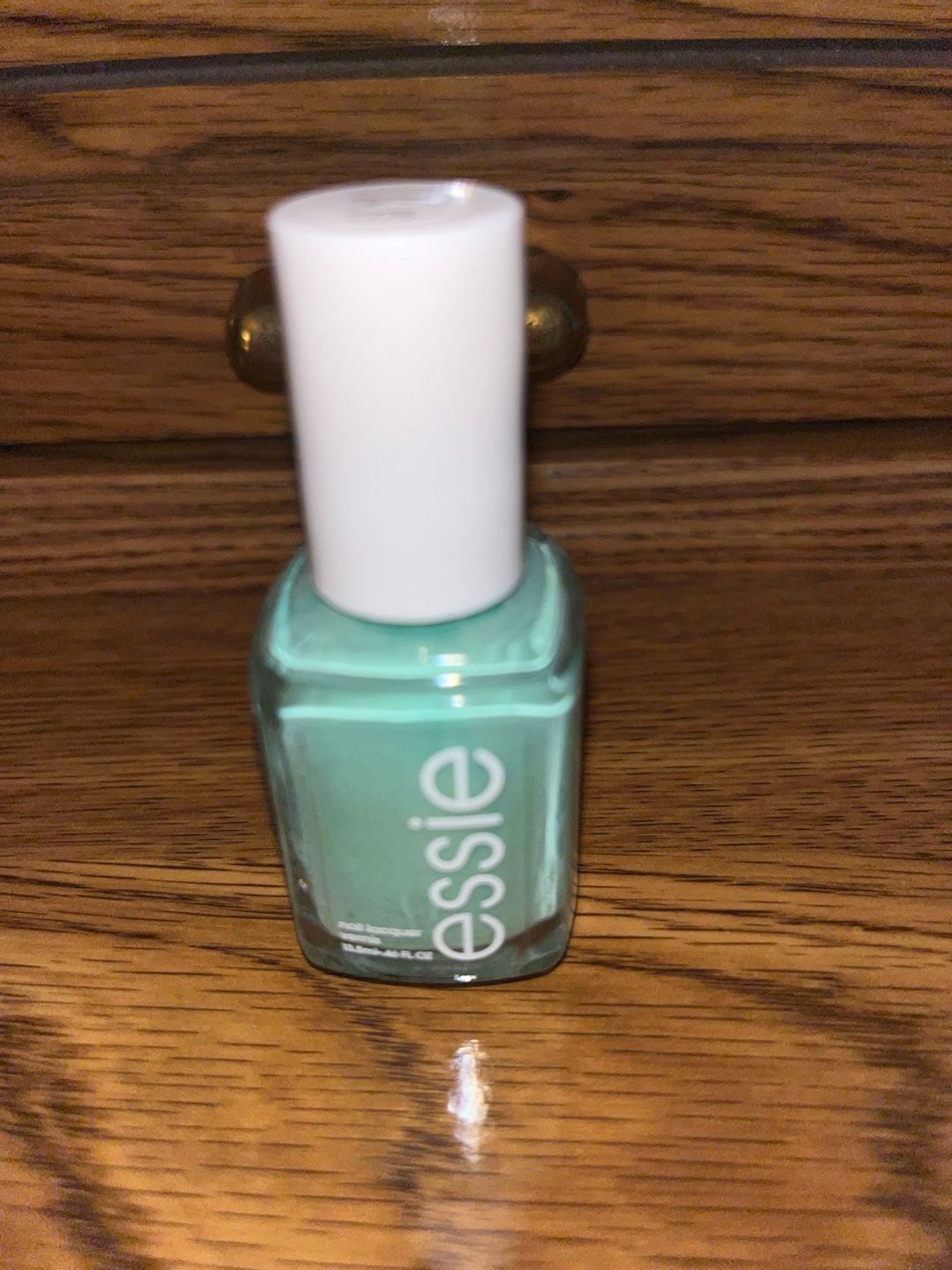 Essie Nail Lacquer It's High Time 1776 Green 1