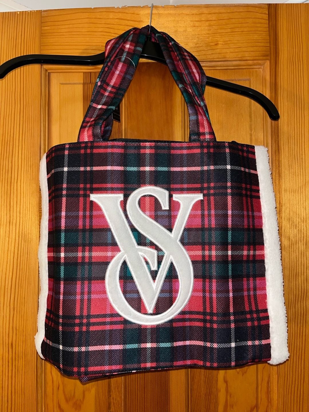 Victoria's Secret Plaid Tote Bag Red Tartan Sherpa Trim Holiday VS Logo 2