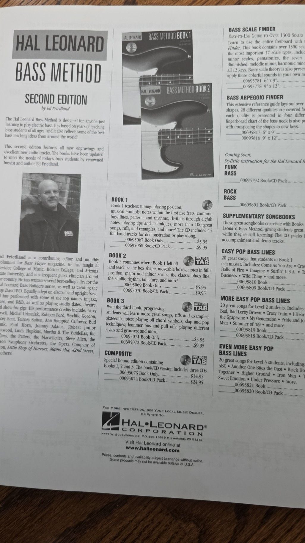 Hal Leonard Bass Method Complete Edition Books 1 2 and 3 with CDs 5