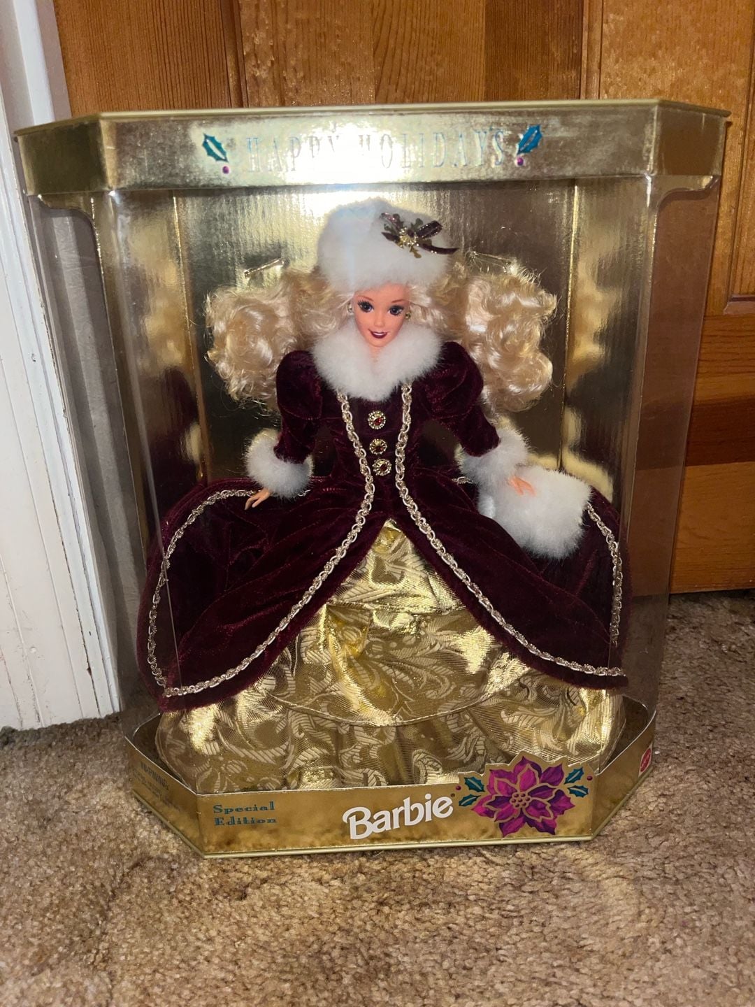 Mattel 1996 Happy Holidays Special Edition Barbie Doll #15646 NIB 1