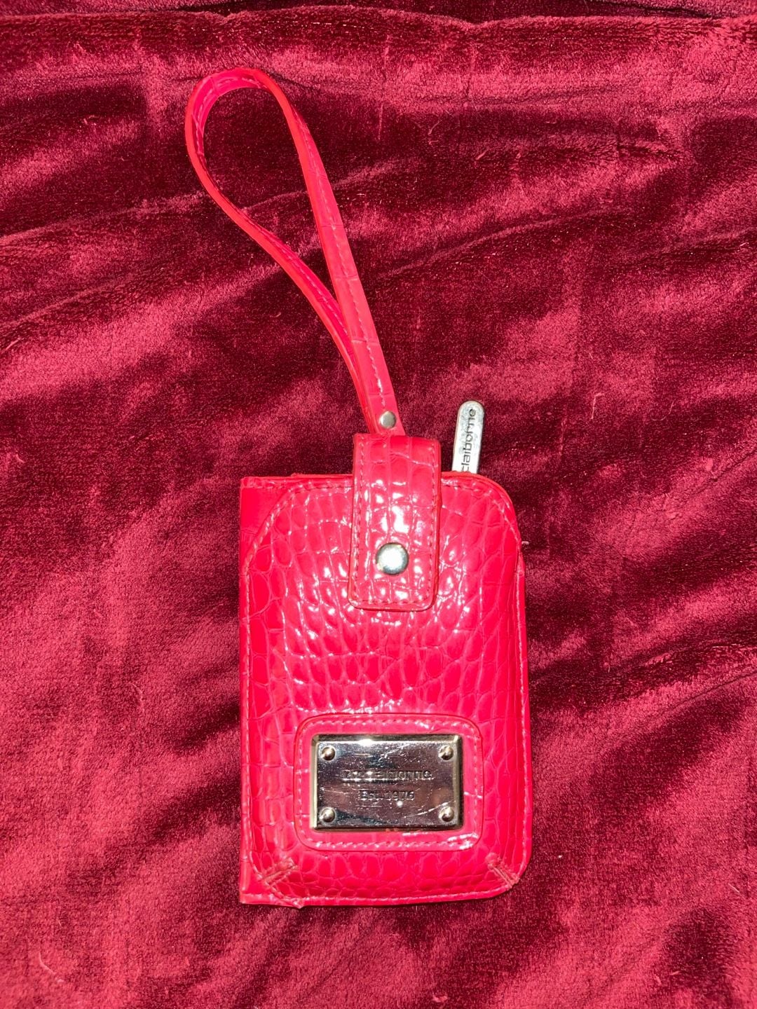 Liz Claiborne Hot Pink Faux Croc Phone Wallet Wristlet 2