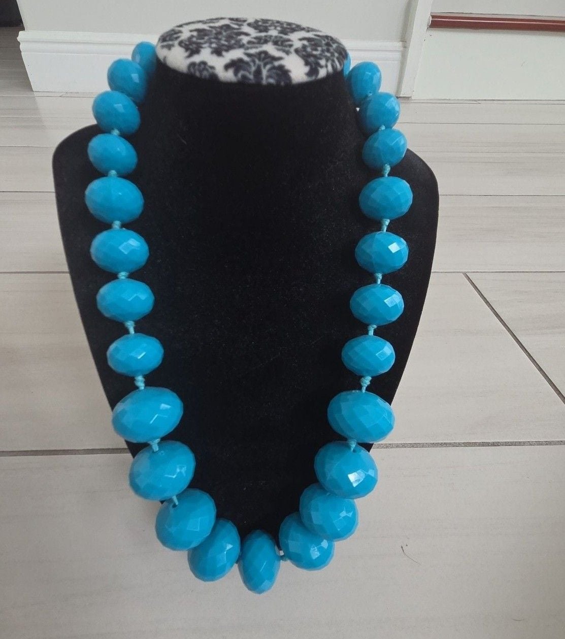 Unbranded Chunky Blue Faceted Beaded Statement Necklace 3