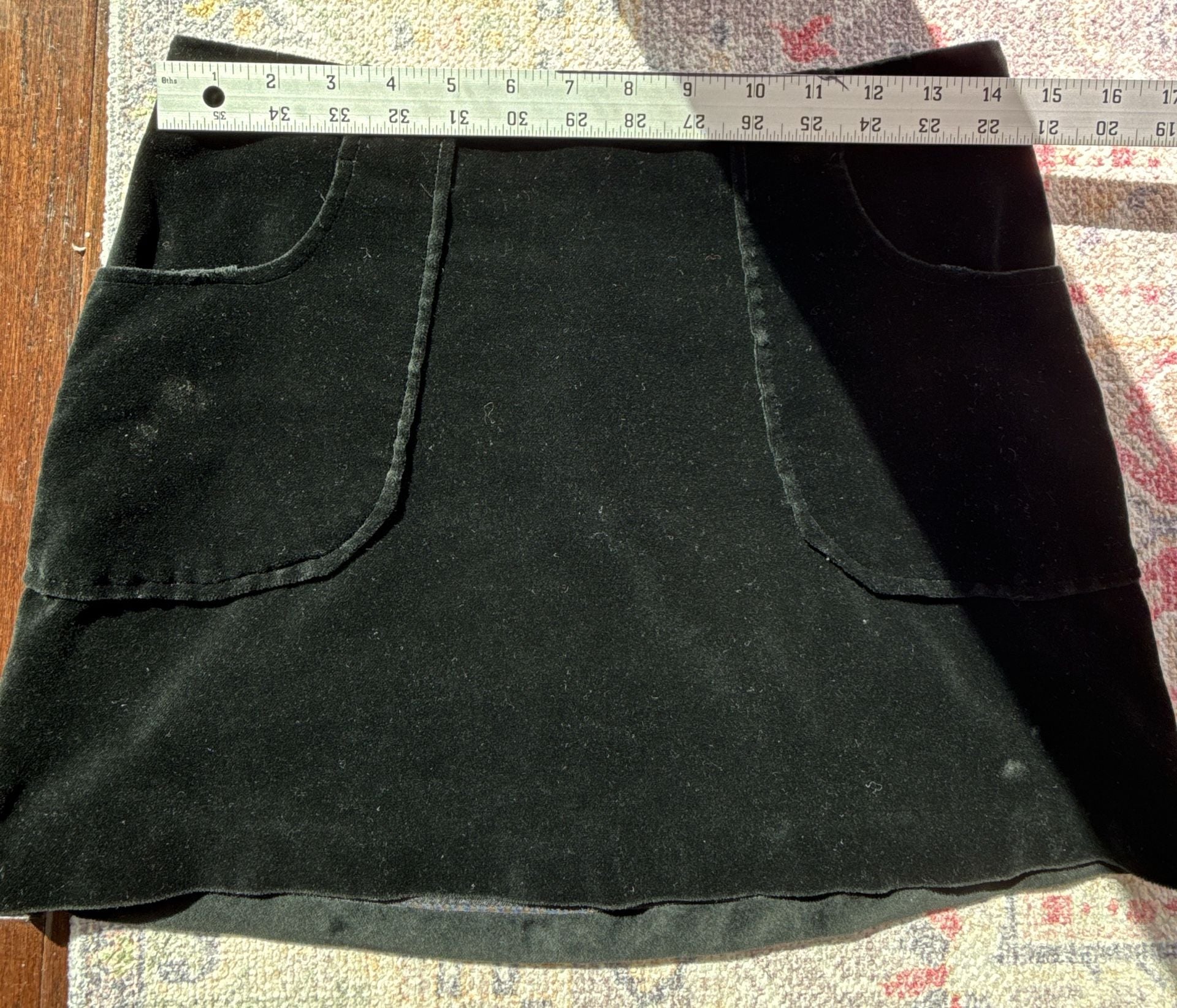 Joe's Jeans Black Velvet Skirt Size 2 12