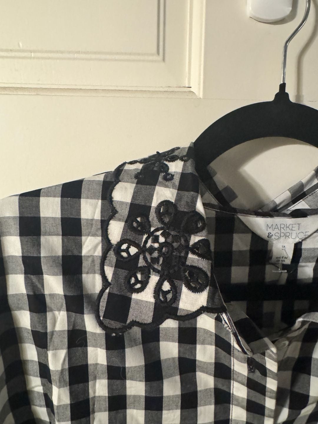 Market & Spruce Button Down Shirt Size L Black White Gingham Embroidered 4