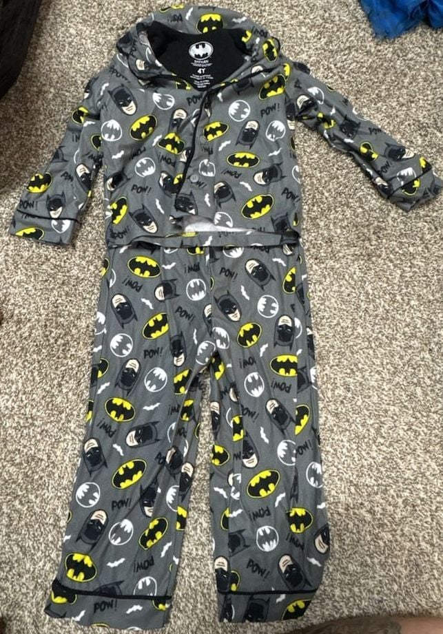 Batman Pajama Set Size 4T Gray DC Comics 1