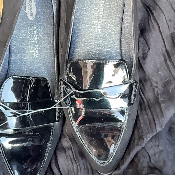 Dr. Scholl's Eclipse Flat Penny Loafer Black Suede Patent