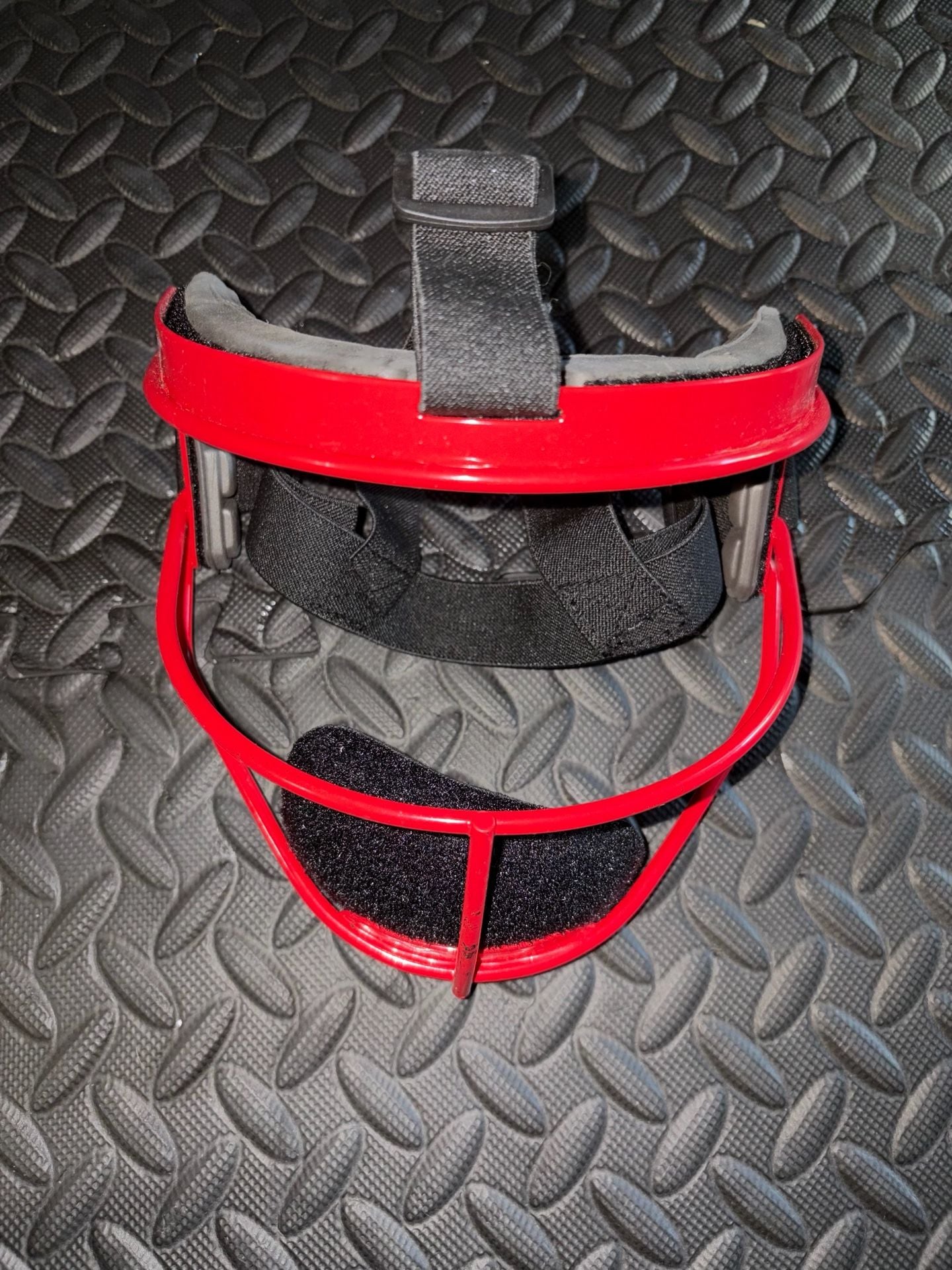 RIP-IT Defense Softball Fielder's Face Mask Red 1