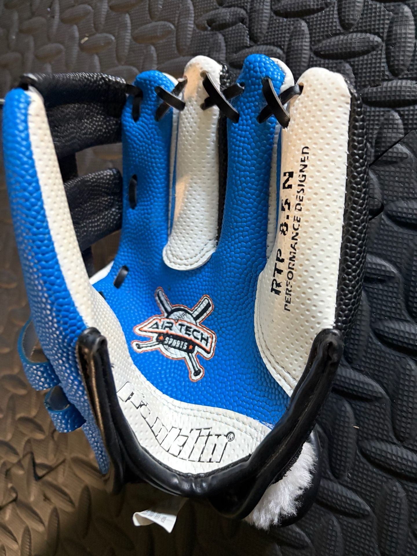 Franklin RTP 8.5N Air Tech Youth Tee Ball Baseball Glove Blue Black White 3