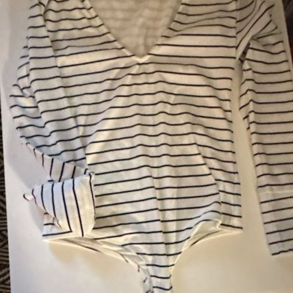 Pilcro Long Sleeve V-Neck Bodysuit Size L Black and White Striped