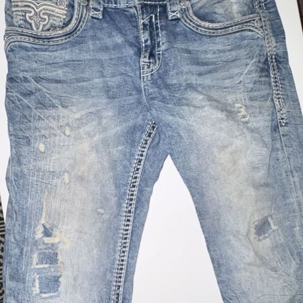 Rock Revival Straight Jeans Size 32 Light Wash Distressed
