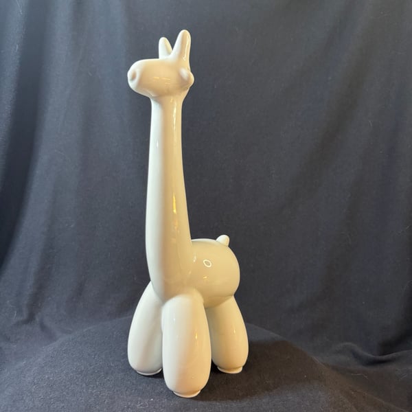 Liv & Skye Ceramic Giraffe Balloon Animal Sculpture White 13 In