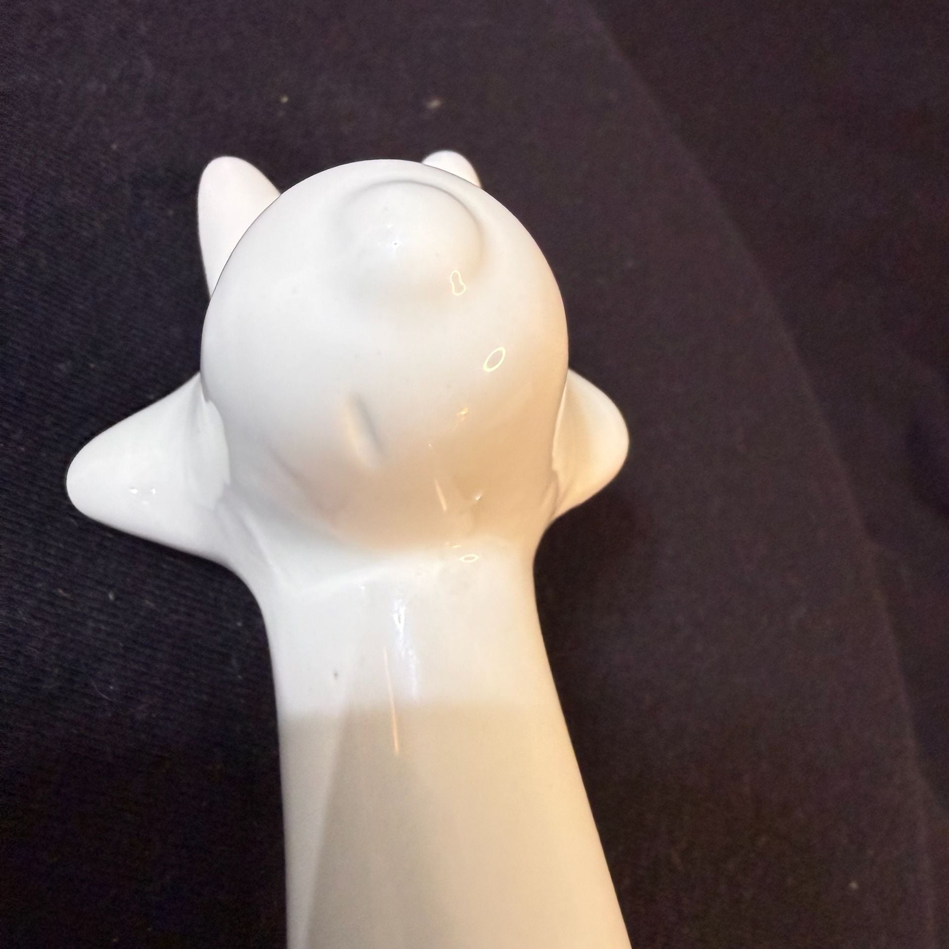 Liv & Skye Ceramic Giraffe Balloon Animal Sculpture White 13 In 8