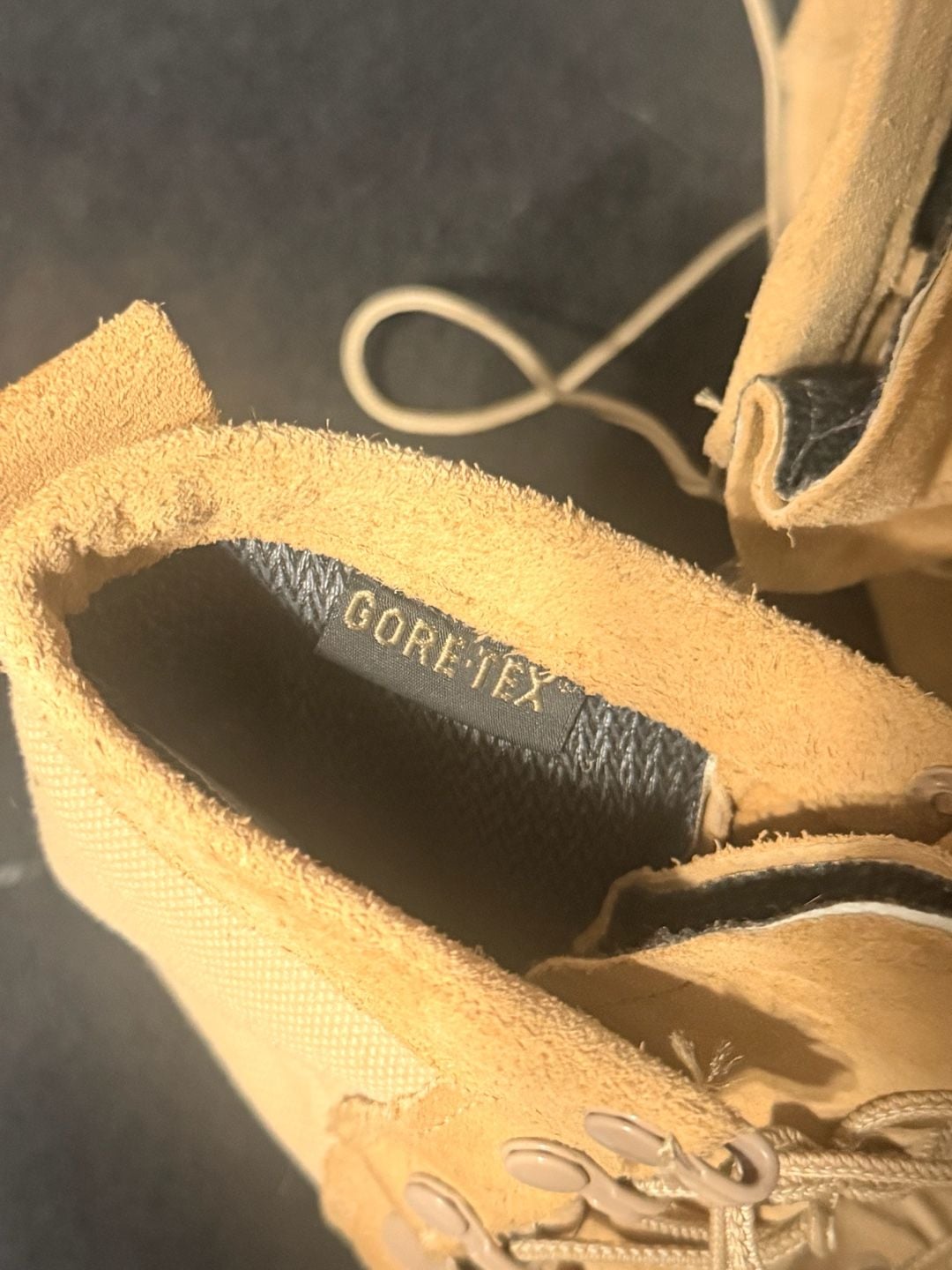 Belleville Gore-Tex Desert Tan Combat Boots Size 5W 4