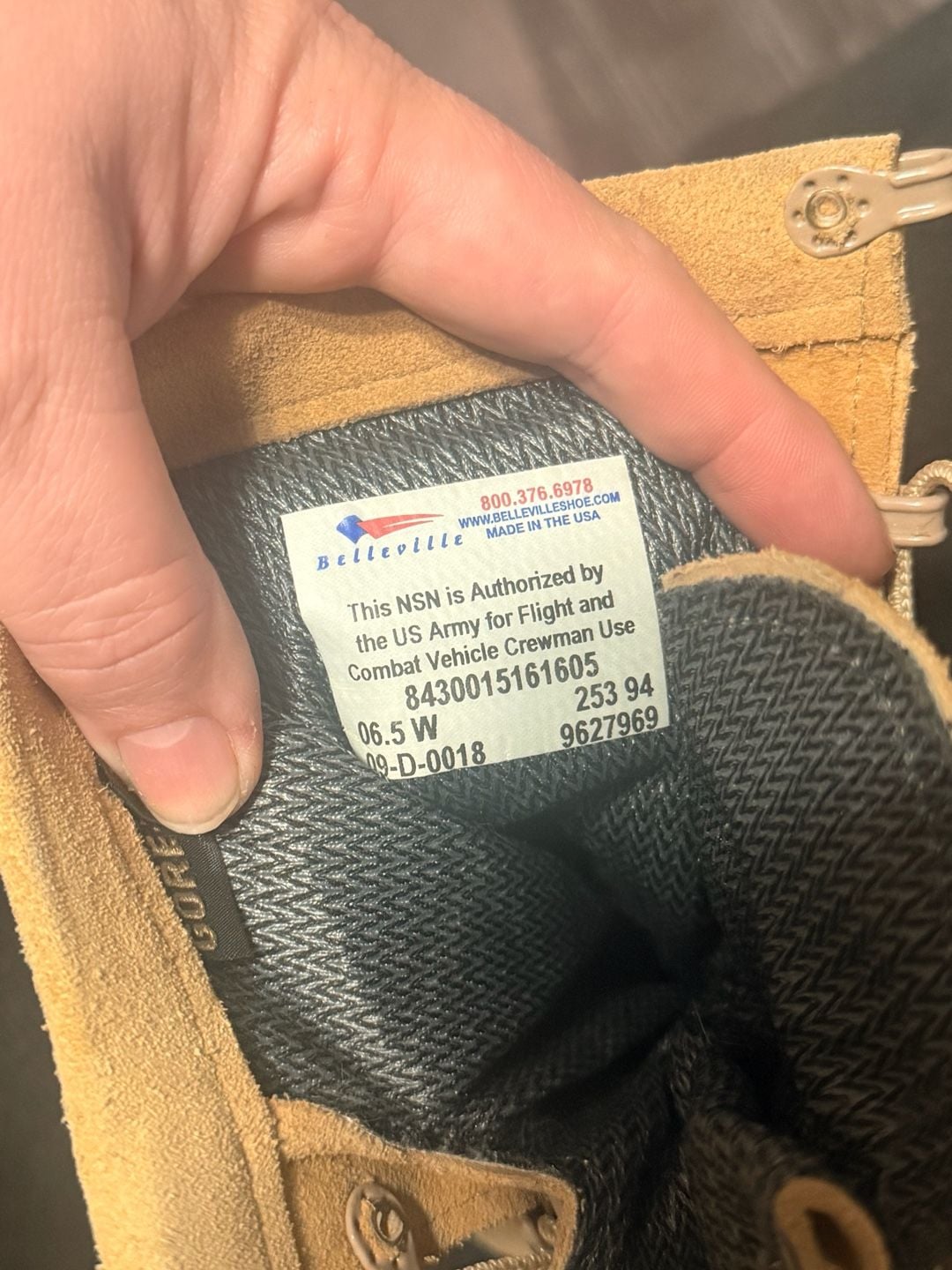 Belleville Gore-Tex Desert Tan Combat Boots Size 5W 9