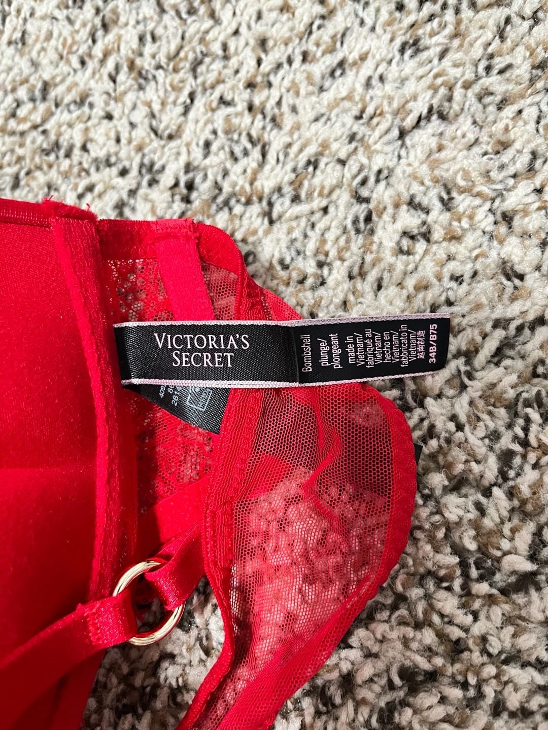 Victoria's Secret Bombshell Plunge Bra Size 34B Red Lace Push Up 4