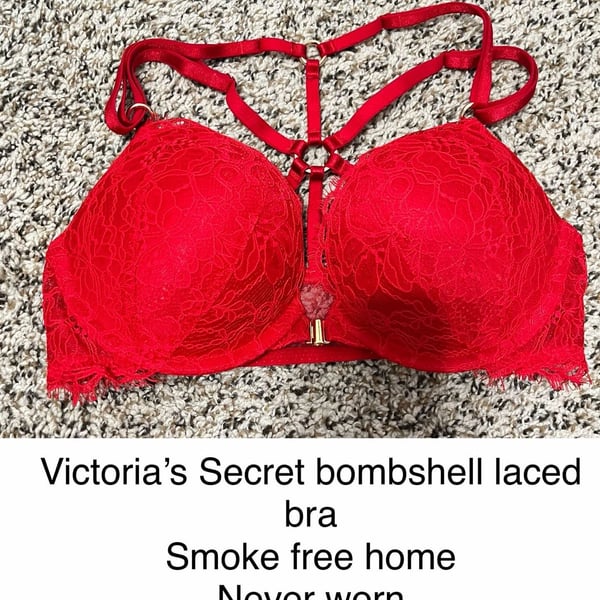 Victoria's Secret Bombshell Plunge Bra Size 34B Red Lace Push Up