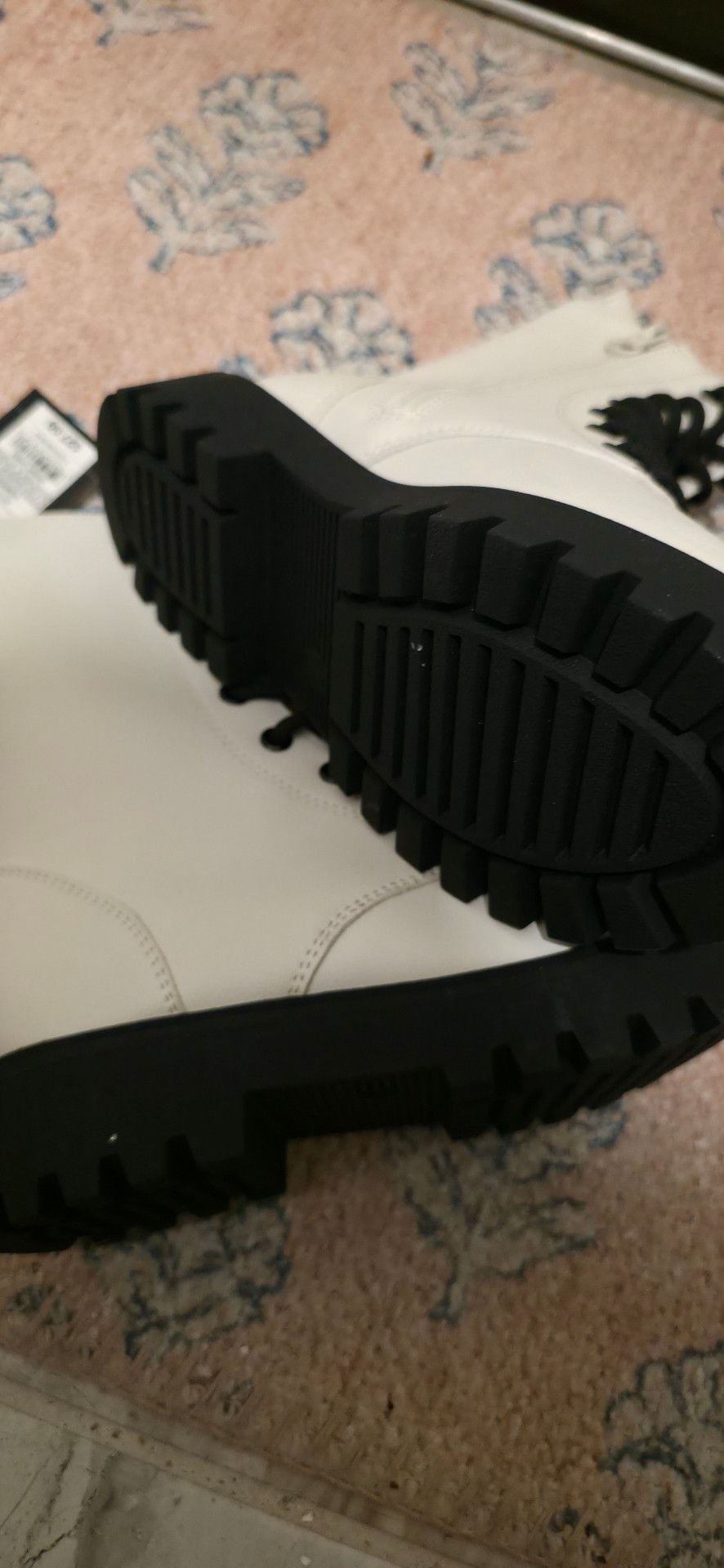 Product thumbnail 4