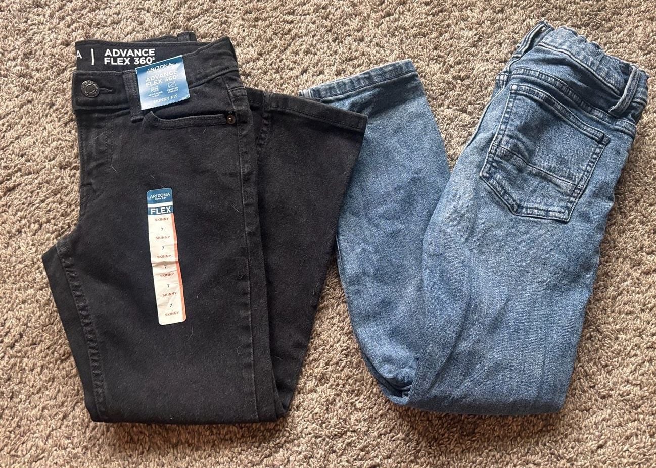 Two pairs of Arizona Jean Co Advance Flex 360 Skinny Jeans 1