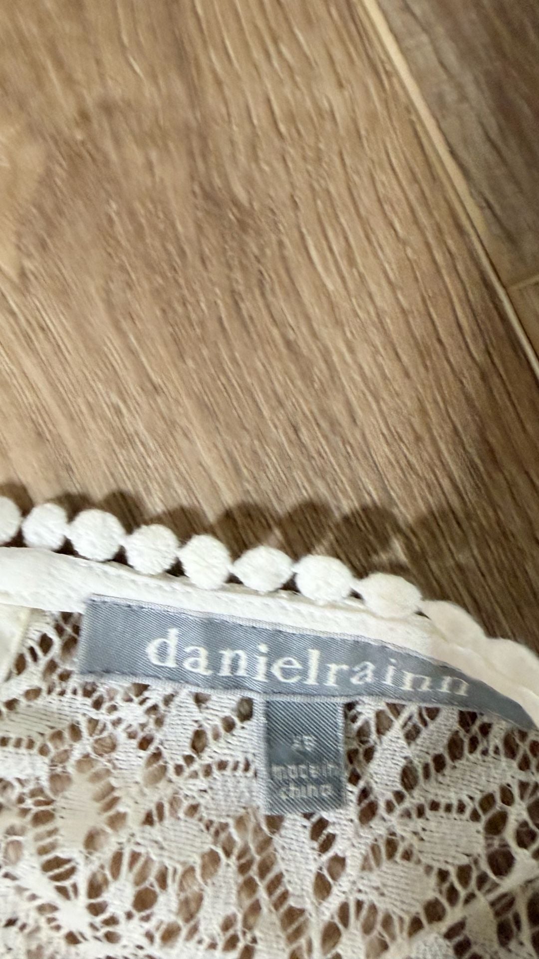 Daniel Rainn Lace Cap Sleeve Blouse Size XS White Tie Back 3