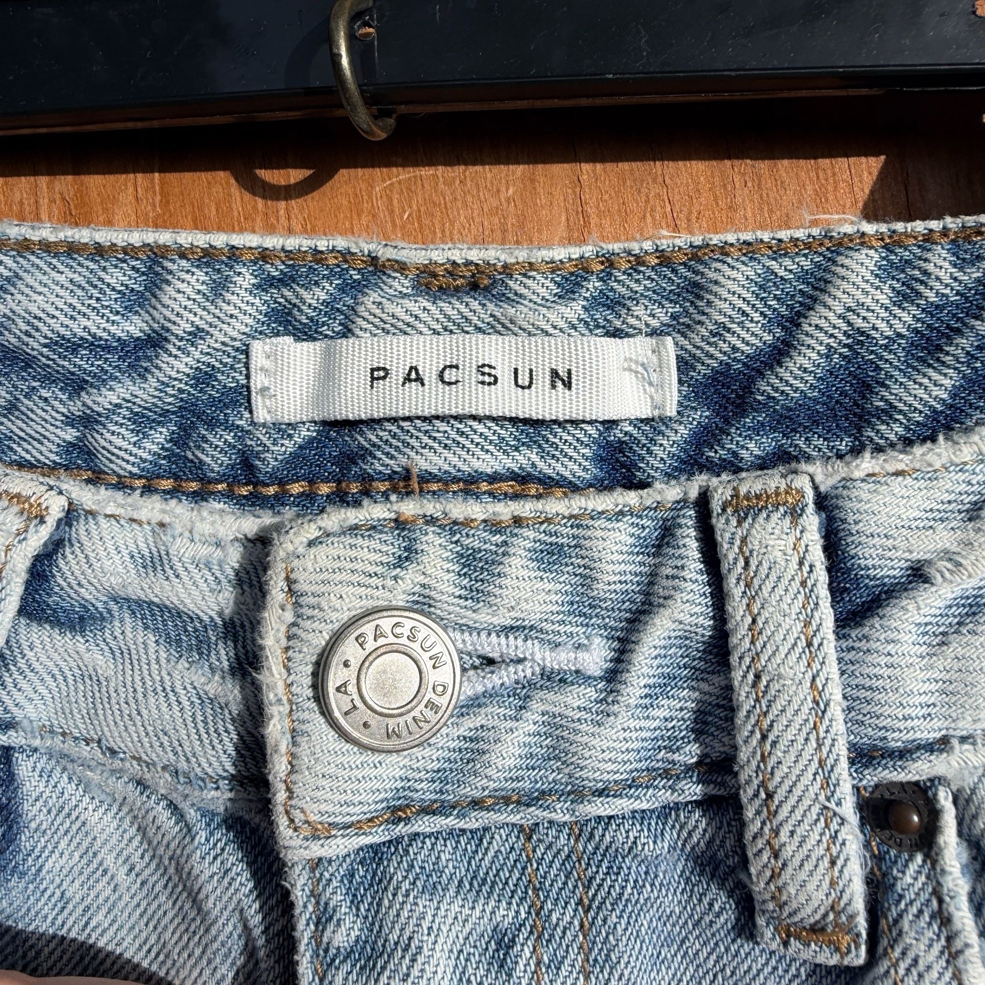 Product thumbnail 6