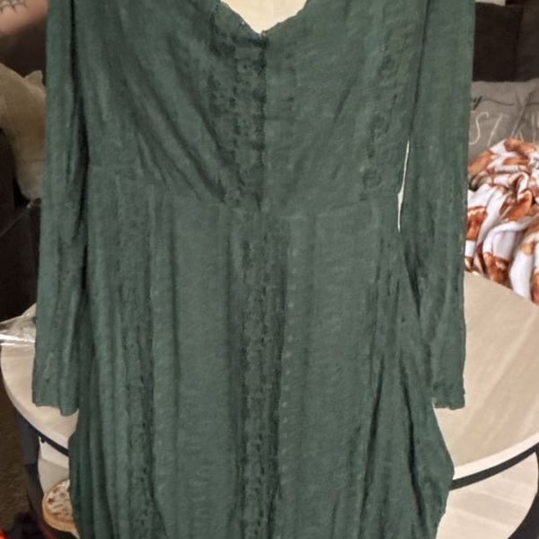 Bloomchic Green Lace Long Sleeve Dress