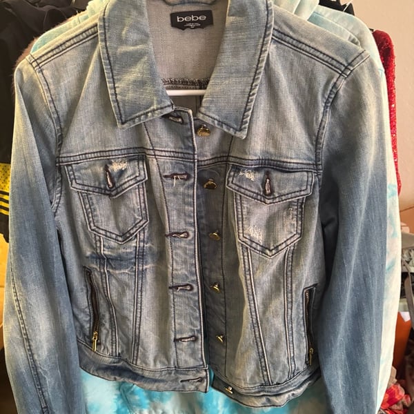 bebe Denim Jacket Size S/P Light Wash Distressed Gold Hardware
