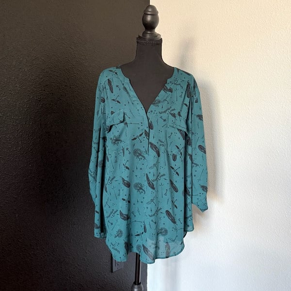 Harry Potter Blouse Size 3 Green Spell Print Long Sleeve