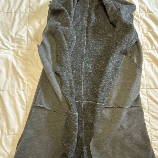 Altar'd State Open Front Vest Size M Charcoal Gray Fleece Lined