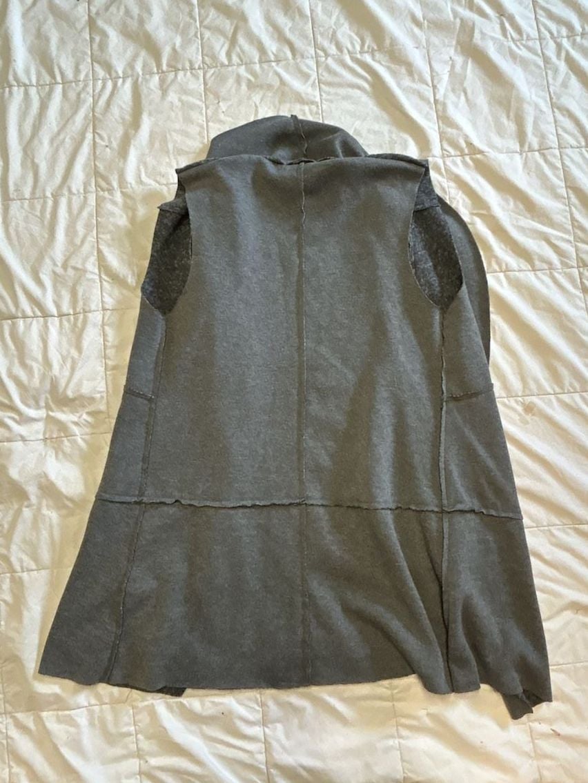 Altar'd State Open Front Vest Size M Charcoal Gray Fleece Lined 5