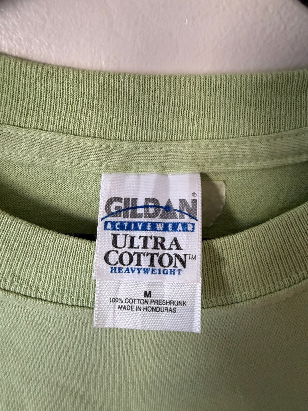 Gildan Red Hot Chili Peppers Skateboard Wheels T-Shirt Size M Green 5