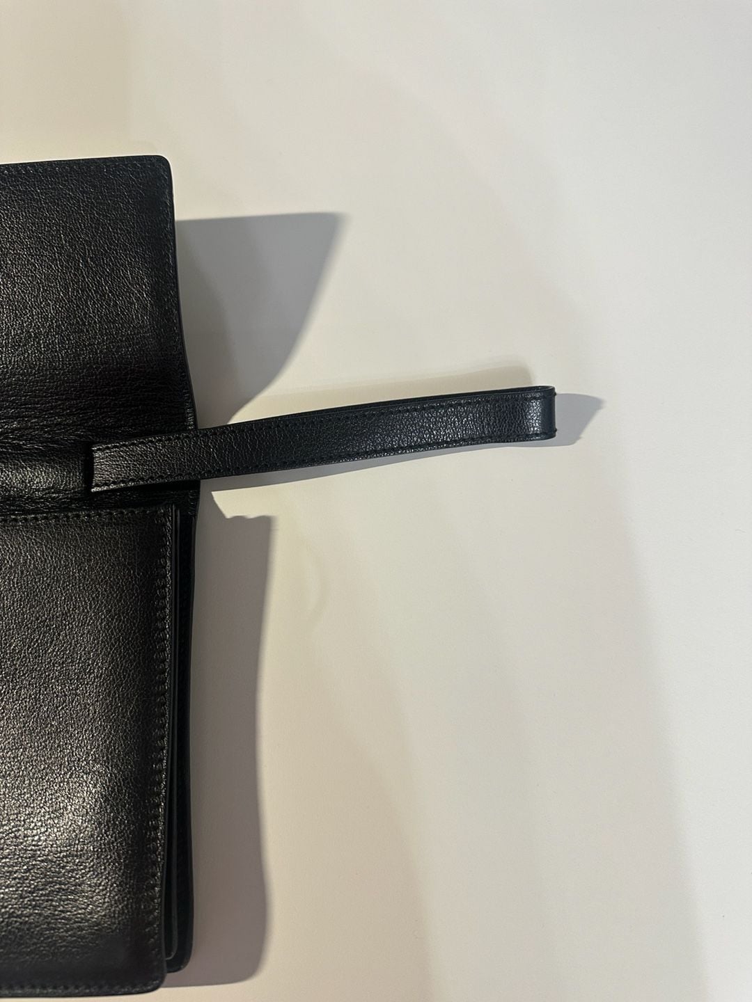 Authentic Gucci Leather Clutch Black 7