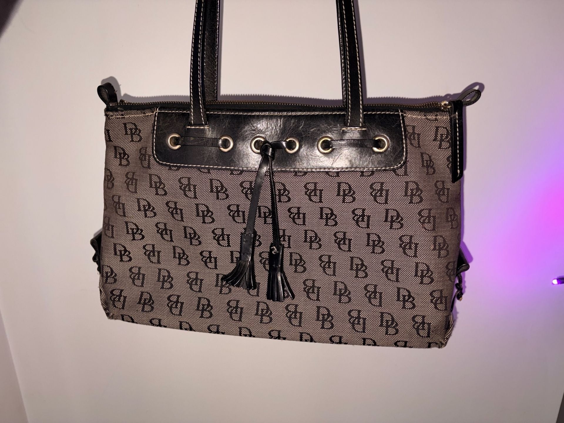Dooney & Bourke Monogram Signature Tassel Tote Handbag Black Gray 2