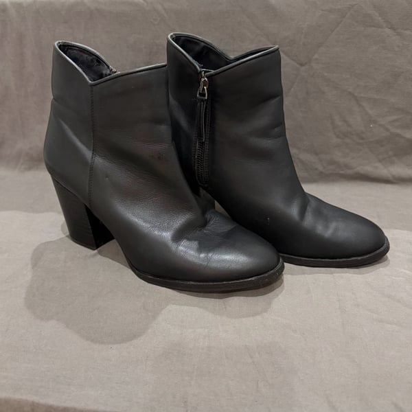 Thursday Boot Co. Uptown Bootie Size 9 Black Leather Ankle Boots
